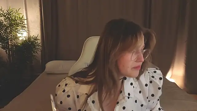 Colleen Blake online show from March 27, 2026, 4:52 pm