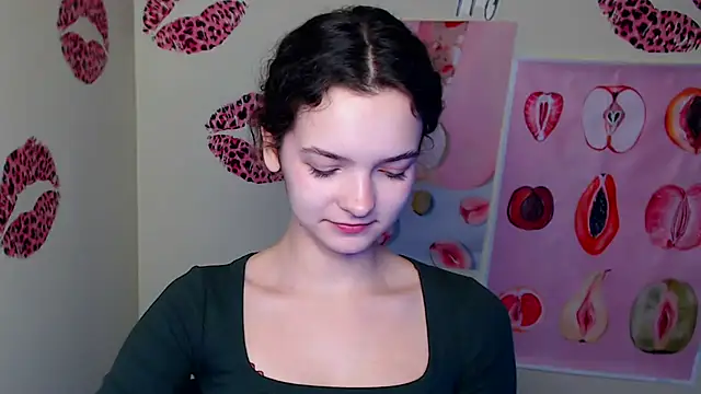  SusieSu  online show from November 28, 2025, 1:22 pm