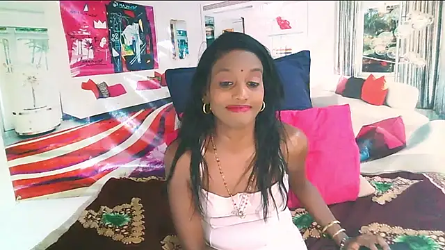 Snapshot of IndianLoveBug chatting on September 13, 2025, 6:52 pm IndianLoveBug online show from September 13, 2025, 6:52 pm