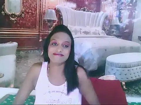 Snapshot of IndianLoveBug chatting on December 29, 2024, 5:54 pm IndianLoveBug online show from December 29, 2024, 5:54 pm