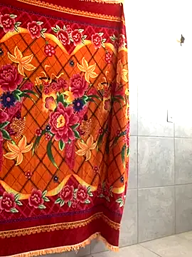 Snapshot of Gabrielleof chatting on October 25, 2025, 5:24 pm Gabrielleof online show from October 25, 2025, 5:24 pm