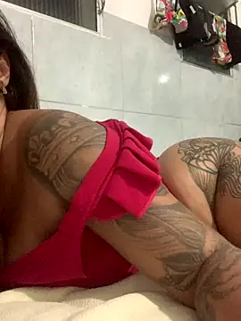 Snapshot of Gabrielleof chatting on December 16, 2025, 11:53 pm Gabrielleof online show from December 16, 2025, 11:53 pm