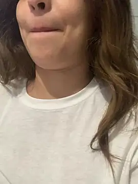 Gabrielleof online show from April 14, 2026, 1:49 pm