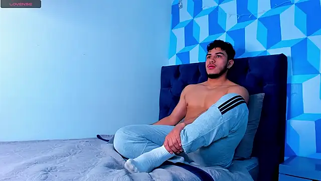 Snapshot of jeisonstark chatting on March 6, 2025, 5:43 pm jeisonstark online show from March 6, 2025, 5:43 pm
