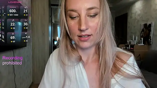 lady Nati online show from April 23, 2026, 2:30 pm