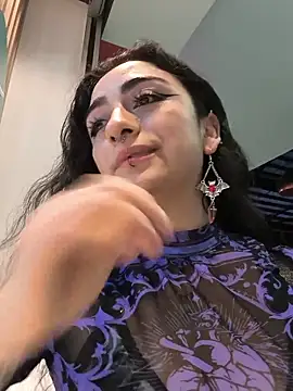 Snapshot of Lila_Desiree chatting on May 25, 2026, 11:25 pm Lila Desiree online show from May 25, 2026, 11:25 pm