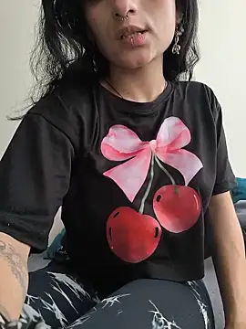 Snapshot of Lila_Desiree chatting on May 16, 2026, 2:49 pm Lila Desiree online show from May 16, 2026, 2:49 pm