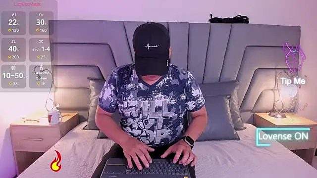 Vale n Matt online show from November 9, 2025, 3:43 am