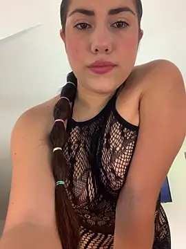 Scarlett 00  online show from March 5, 2026, 9:22 pm