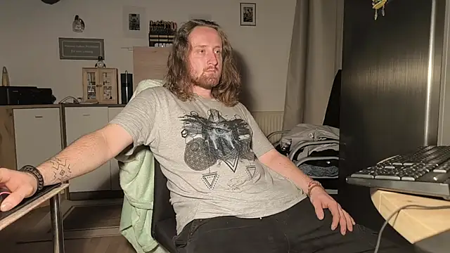 DrownMentallyyy online show from October 9, 2025, 11:38 pm