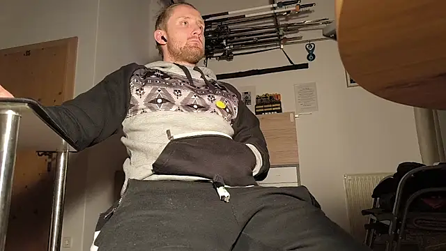 DrownMentallyyy online show from October 1, 2025, 5:56 am