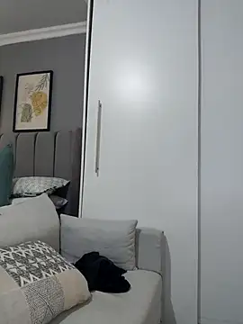 Zee Online online show from November 25, 2025, 6:58 am