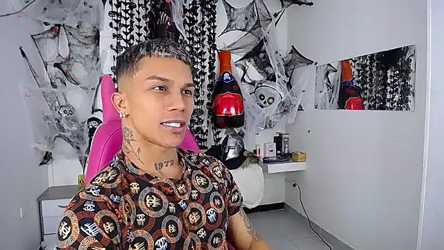 Leonard Price online show from November 7, 2025, 5:23 am