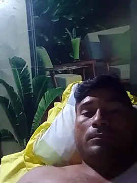 Snapshot of Diogo100 chatting on October 21, 2025, 2:44 am Diogo100 online show from October 21, 2025, 2:44 am