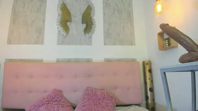 zhamira 21 online show from December 16, 2025, 8:46 pm