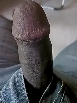 Snapshot of SuranSexy33 chatting on October 27, 2025, 1:50 am SuranSexy33 online show from October 27, 2025, 1:50 am