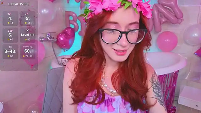 Snapshot of Dark_Lola_ chatting on September 23, 2025, 3:13 am Dark Lola online show from September 23, 2025, 3:13 am