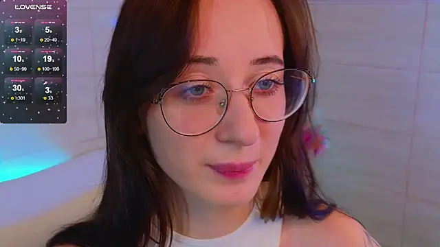 Snapshot of Dark_Lola_ chatting on March 9, 2025, 12:42 pm Dark Lola online show from March 9, 2025, 12:42 pm