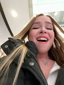 mur girl online show from February 26, 2025, 2:16 pm