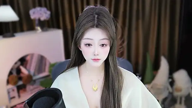 Arwyn-rr online show from March 5, 2026, 12:46 pm