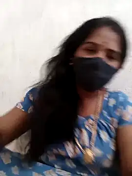 Snapshot of MaaliiiPonuTamil chatting on March 5, 2025, 8:21 am MaaliiiPonuTamil online show from March 5, 2025, 8:21 am