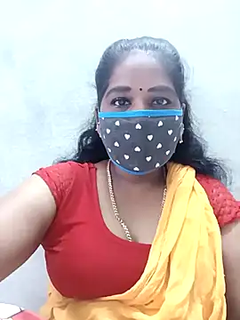 Snapshot of MaaliiiPonuTamil chatting on October 15, 2025, 1:37 am MaaliiiPonuTamil online show from October 15, 2025, 1:37 am