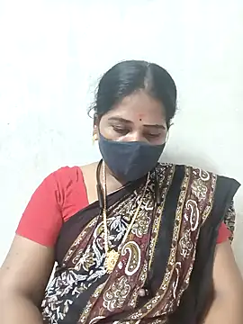 Snapshot of MaaliiiPonuTamil chatting on March 18, 2025, 7:33 pm MaaliiiPonuTamil online show from March 18, 2025, 7:33 pm