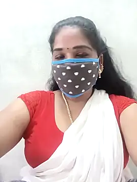 Snapshot of MaaliiiPonuTamil chatting on October 4, 2025, 1:40 am MaaliiiPonuTamil online show from October 4, 2025, 1:40 am