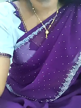 Snapshot of MaaliiiPonuTamil chatting on July 4, 2026, 1:12 am MaaliiiPonuTamil online show from July 4, 2026, 1:12 am