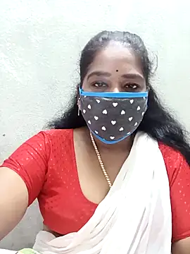 Snapshot of MaaliiiPonuTamil chatting on October 11, 2025, 12:55 am MaaliiiPonuTamil online show from October 11, 2025, 12:55 am