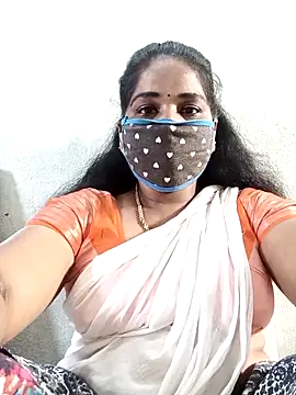 Snapshot of MaaliiiPonuTamil chatting on October 2, 2025, 1:42 am MaaliiiPonuTamil online show from October 2, 2025, 1:42 am