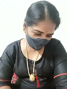 Snapshot of MaaliiiPonuTamil chatting on March 7, 2025, 5:06 pm MaaliiiPonuTamil online show from March 7, 2025, 5:06 pm