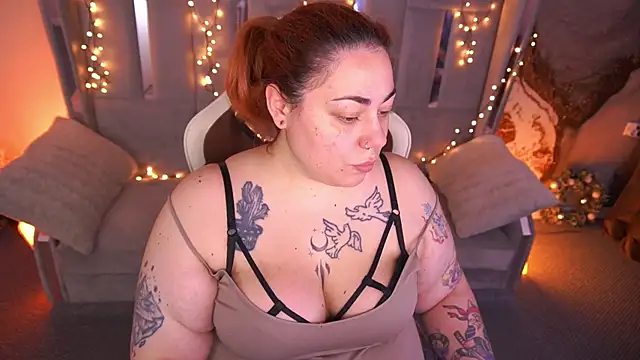 Kittywakee online show from March 10, 2026, 10:36 pm