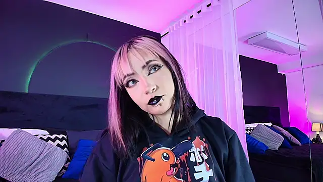 Aylen darkmoor online show from April 9, 2026, 7:42 pm