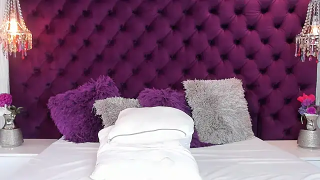 Snapshot of Violet_Grace chatting on March 22, 2025, 5:09 pm Violet Grace online show from March 22, 2025, 5:09 pm