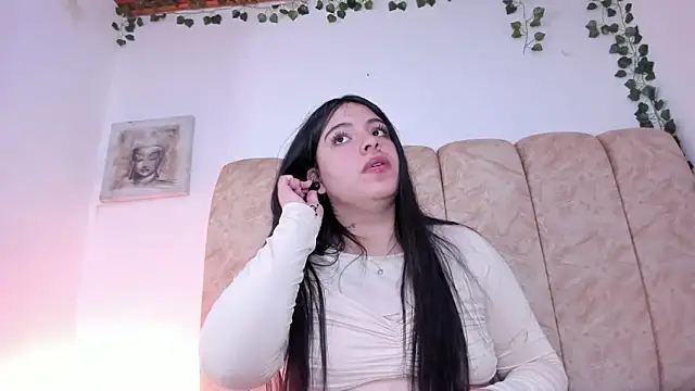 Naia x online show from March 20, 2026, 2:40 pm