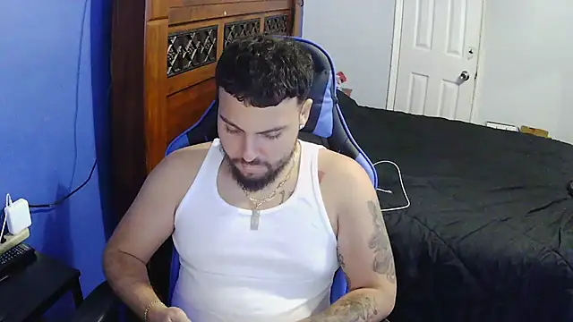 Snapshot of MasterKvn chatting on February 11, 2025, 6:40 am MasterKvn online show from February 11, 2025, 6:40 am