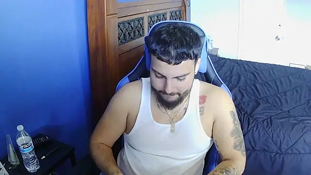 Snapshot of MasterKvn chatting on February 21, 2025, 4:16 pm MasterKvn online show from February 21, 2025, 4:16 pm