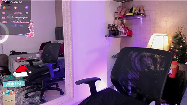 Mariana c1 online show from December 17, 2025, 3:28 pm