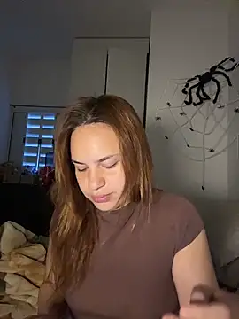 Snapshot of AgnesCampp chatting on November 25, 2025, 8:42 pm AgnesCampp online show from November 25, 2025, 8:42 pm