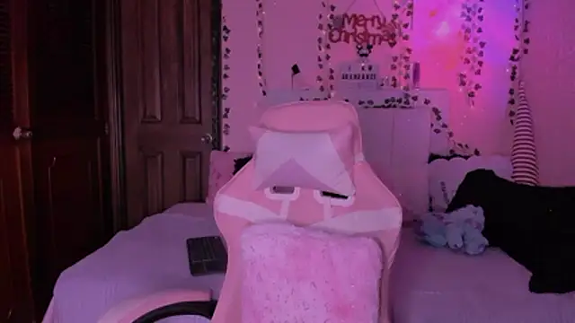 Snapshot of gabyye_capprins chatting on November 14, 2025, 12:03 am gabyye capprins online show from November 14, 2025, 12:03 am