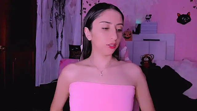 Snapshot of gabyye_capprins chatting on October 31, 2025, 12:29 am gabyye capprins online show from October 31, 2025, 12:29 am