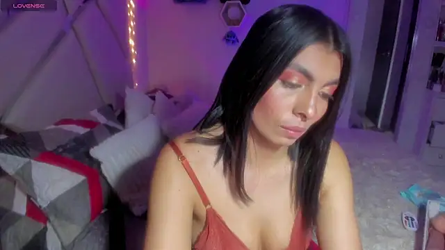 Snapshot of roxannkanneth__ chatting on October 4, 2025, 1:29 am roxannkanneth online show from October 4, 2025, 1:29 am