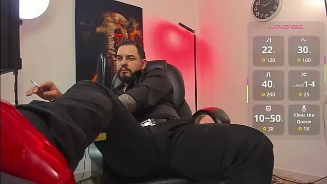 Ethan Castellano online show from November 11, 2025, 8:58 pm