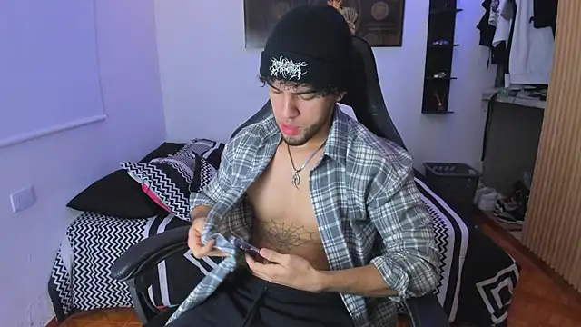 daddy jhons online show from March 18, 2026, 7:04 pm