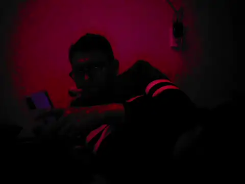 luilly fany online show from April 17, 2026, 6:16 am