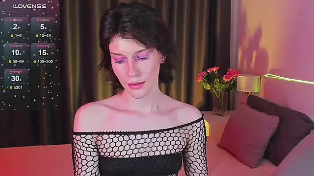 Snapshot of Kolette_Gray chatting on January 17, 2025, 6:33 pm Kolette Gray online show from January 17, 2025, 6:33 pm