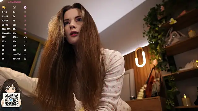 LoraDevon online show from April 23, 2026, 6:09 pm