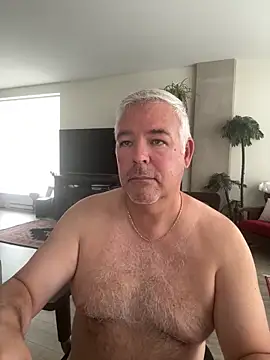 aarosteev2 online show from September 18, 2025, 2:09 pm