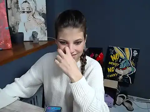 Snapshot of felicity_gold chatting on December 2, 2025, 7:32 am felicity gold online show from December 2, 2025, 7:32 am